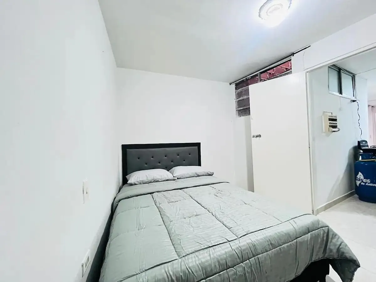 Espacio Rosado En El Corazon De Envigado 0*,  Kolumbia